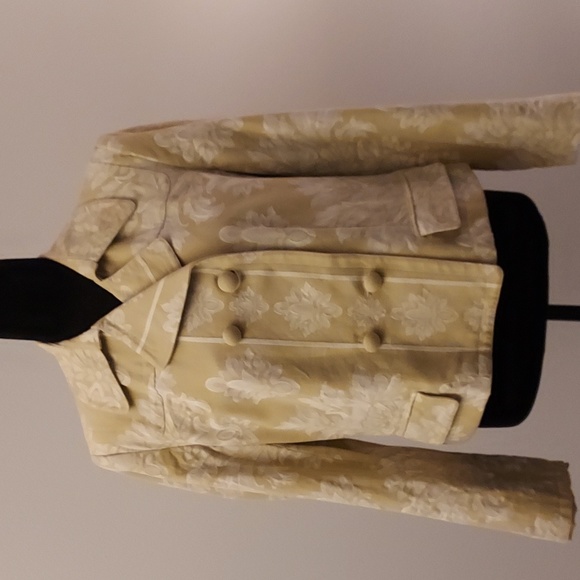 Cropped Jacket - Picture 1 of 6